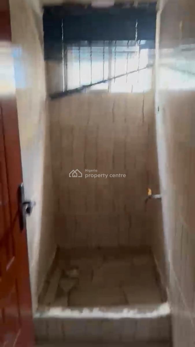 2 Bedroom Apartment in a Lovely Environment, Adeniyi Jones, Adeniyi Jones, Ikeja, Lagos, Flat / Apartment for Rent