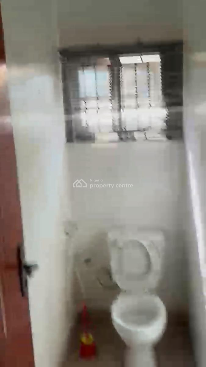 2 Bedroom Apartment in a Lovely Environment, Adeniyi Jones, Adeniyi Jones, Ikeja, Lagos, Flat / Apartment for Rent