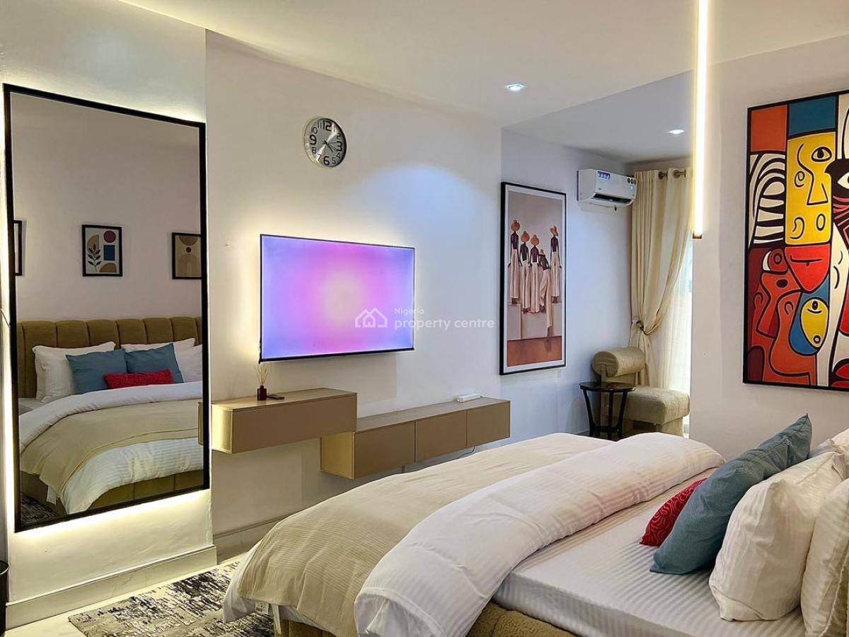 Luxe 2  Bedroom Waterfront Penth Duplex with a Ps5 and Snooker, Lekki Phase 1, Lekki, Lagos, Flat / Apartment Short Let