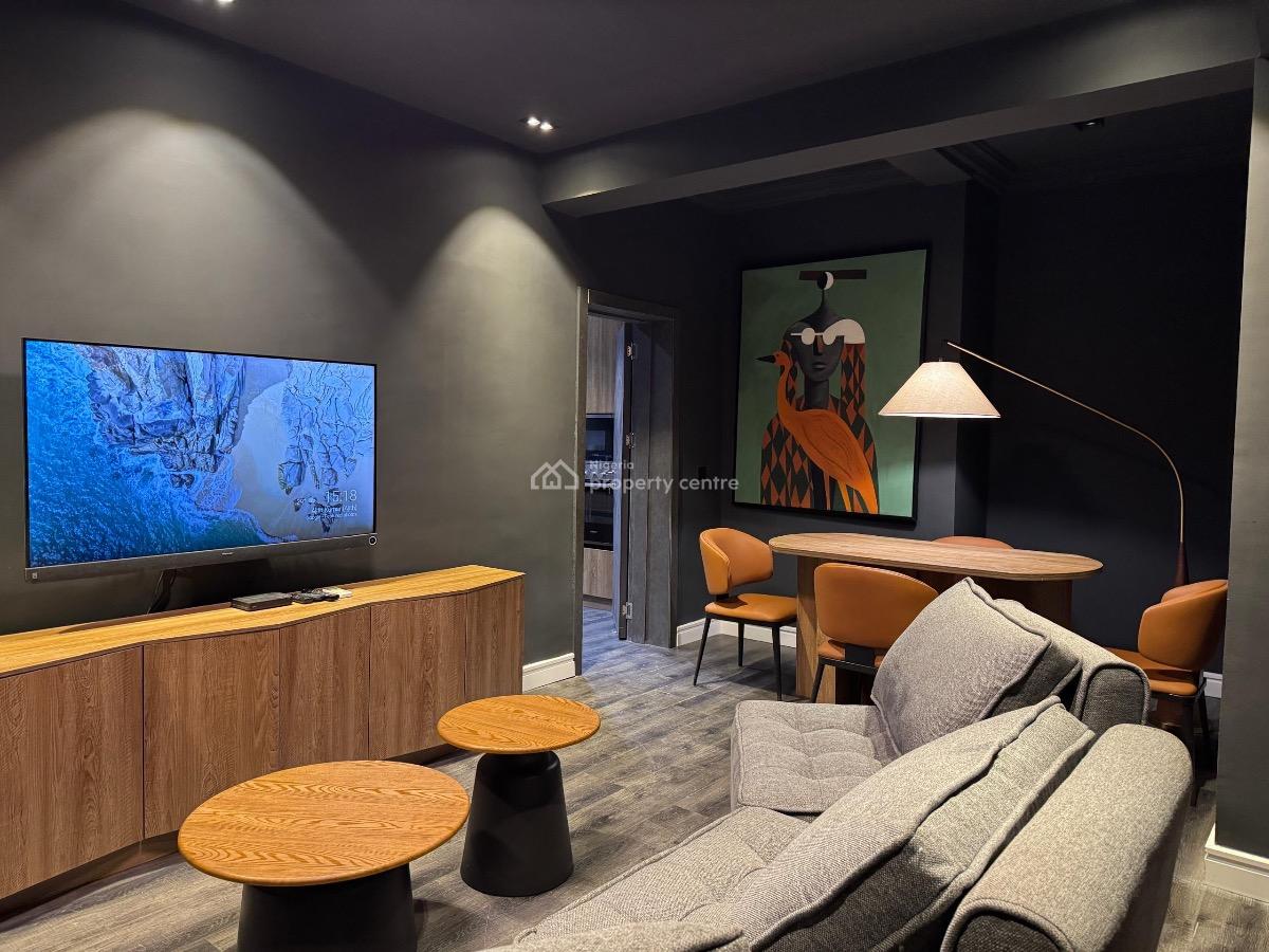 2 Bedroom Fully Automated Apartment with  Smart Lock Swimming Pool,, Lekki Phase 1, Lekki, Lagos, Flat / Apartment Short Let