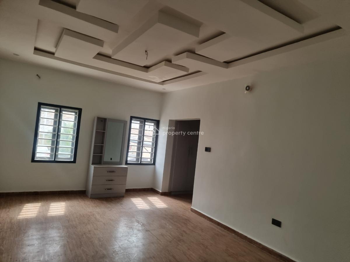 Smart Brand New 2 Bedroom Apartment, Off Von Road/by Mshel Phase 4, Lugbe District, Abuja, Flat / Apartment for Rent