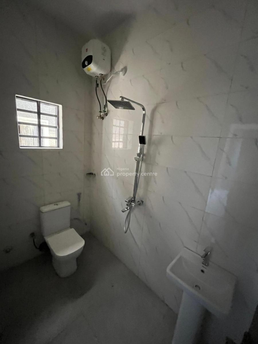 Spacious 4 Bedroom Semi-detached Duplex with Bq, Yaba, Lagos, Semi-detached Duplex for Sale