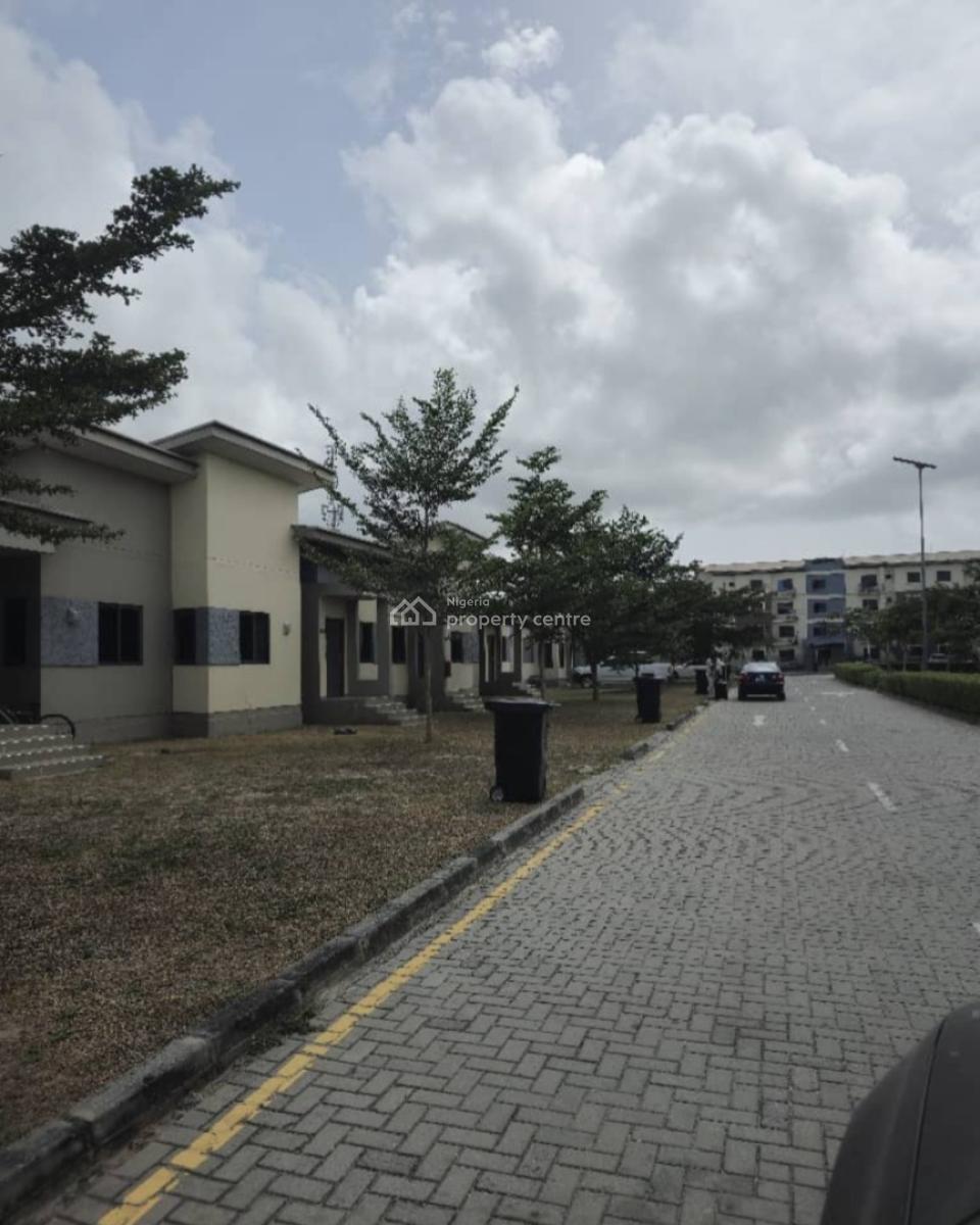 Nicely Finished 2 Bedrooms Terrace Serviced Bungalow, Beechwood Park Estate Lakowe Golf, Lakowe, Ibeju Lekki, Lagos, Terraced Bungalow for Rent