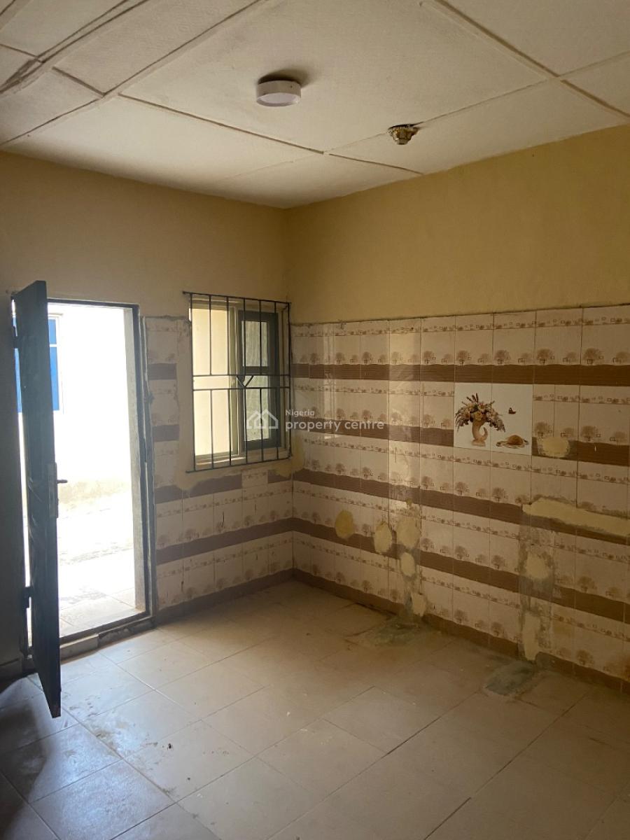 a Spacious and Clean Room and Parlor, Agodongbon Housing Estate Along Lucky Fiber Road, Ikorodu, Lagos, Flat / Apartment for Rent