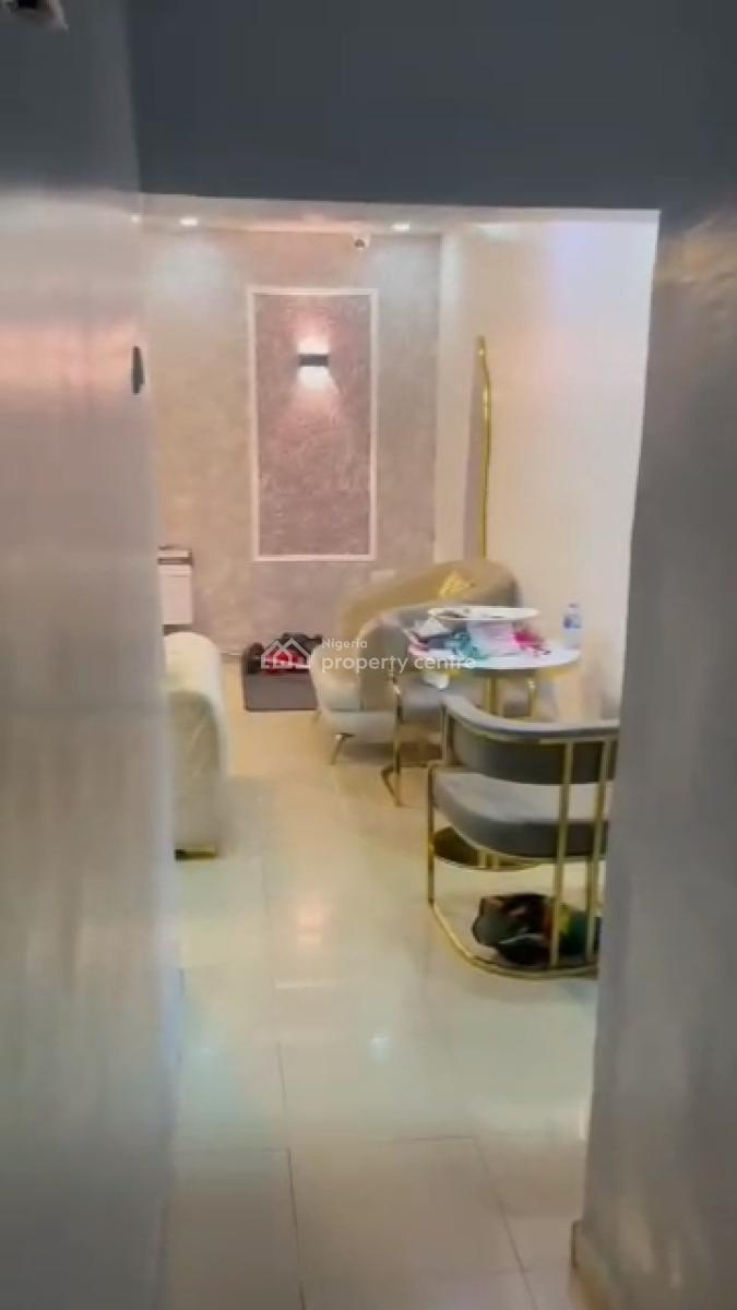 Lovely 3 Bedroom Apartment, Adeniyi Jones, Adeniyi Jones, Ikeja, Lagos, Flat / Apartment for Rent