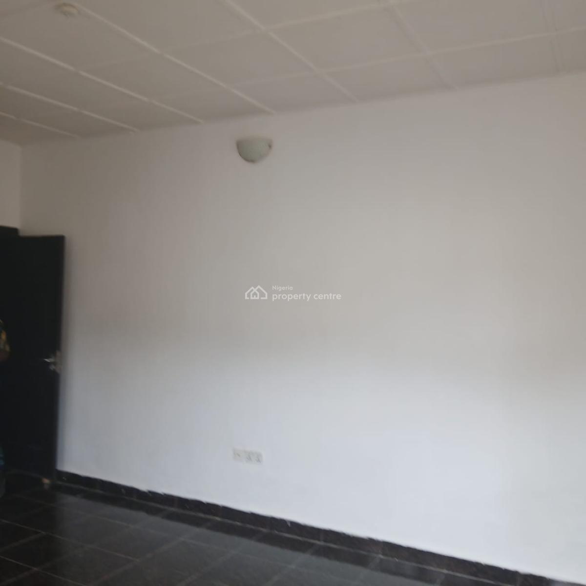 a Room Self Contain, Farm Ville Estate, Behind Sky Mall Sangotedo, Sangotedo, Ajah, Lagos, Flat / Apartment for Rent