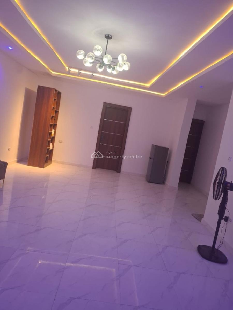 Spacious Two Bedroom Flat, Mabushi, Abuja, Flat / Apartment for Rent