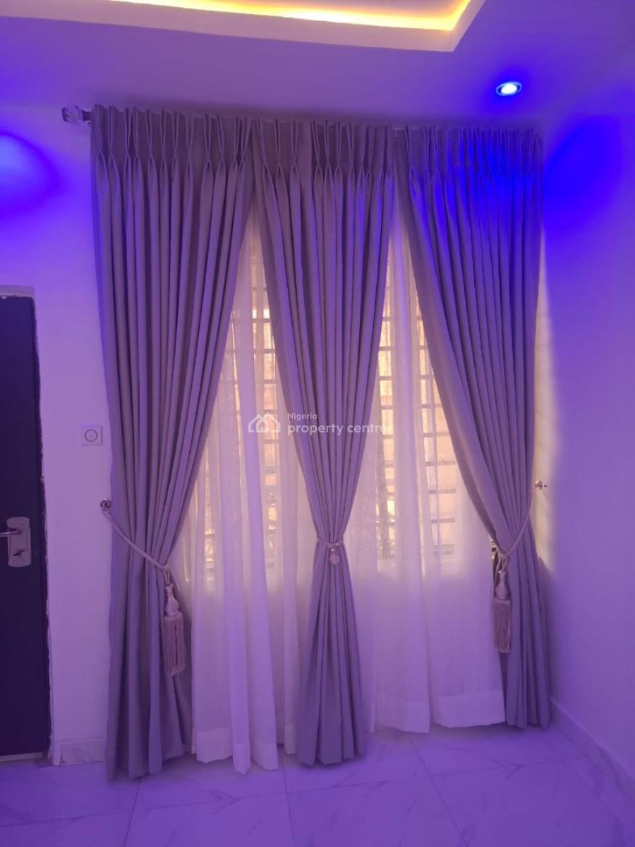 Spacious Two Bedroom Flat, Mabushi, Abuja, Flat / Apartment for Rent