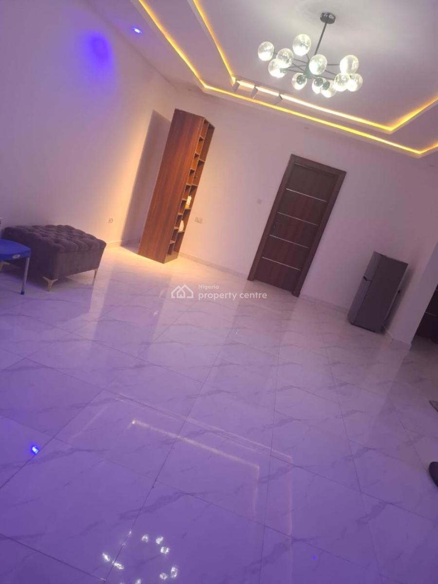 Spacious Two Bedroom Flat, Mabushi, Abuja, Flat / Apartment for Rent