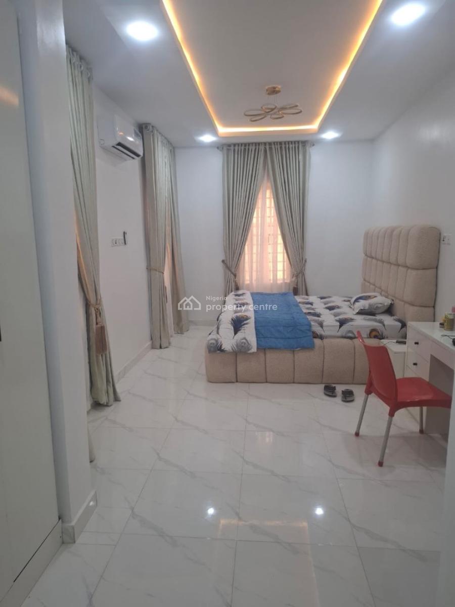 Spacious Two Bedroom Flat, Mabushi, Abuja, Flat / Apartment for Rent