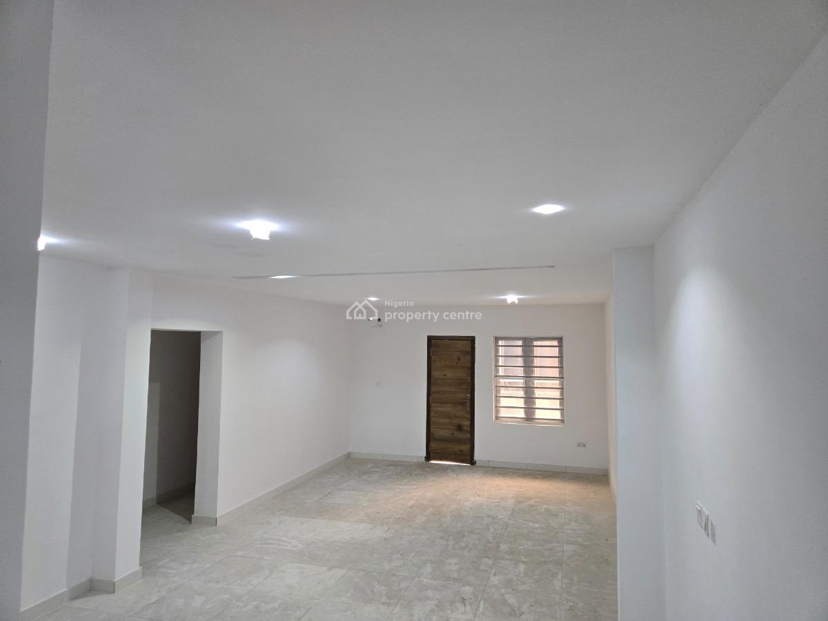 2 Bedroom Flat, Richmond Pearl Estate Road Off Freedom Way Lekki, Lekki Phase 1, Lekki, Lagos, Flat / Apartment for Sale