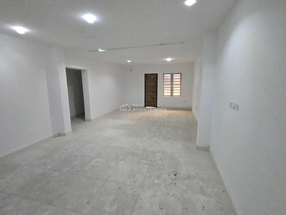 2 Bedroom Flat, Richmond Pearl Estate Road Off Freedom Way Lekki, Lekki Phase 1, Lekki, Lagos, Flat / Apartment for Sale