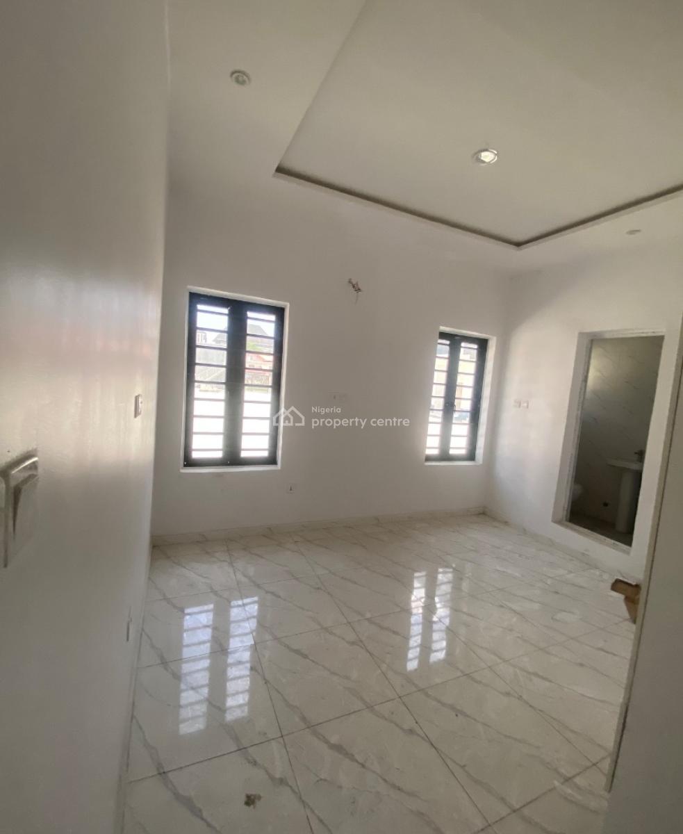 Luxury Apartments, Mobile Road, Ilaje Ajah, Ajah, Lagos, Flat / Apartment for Sale