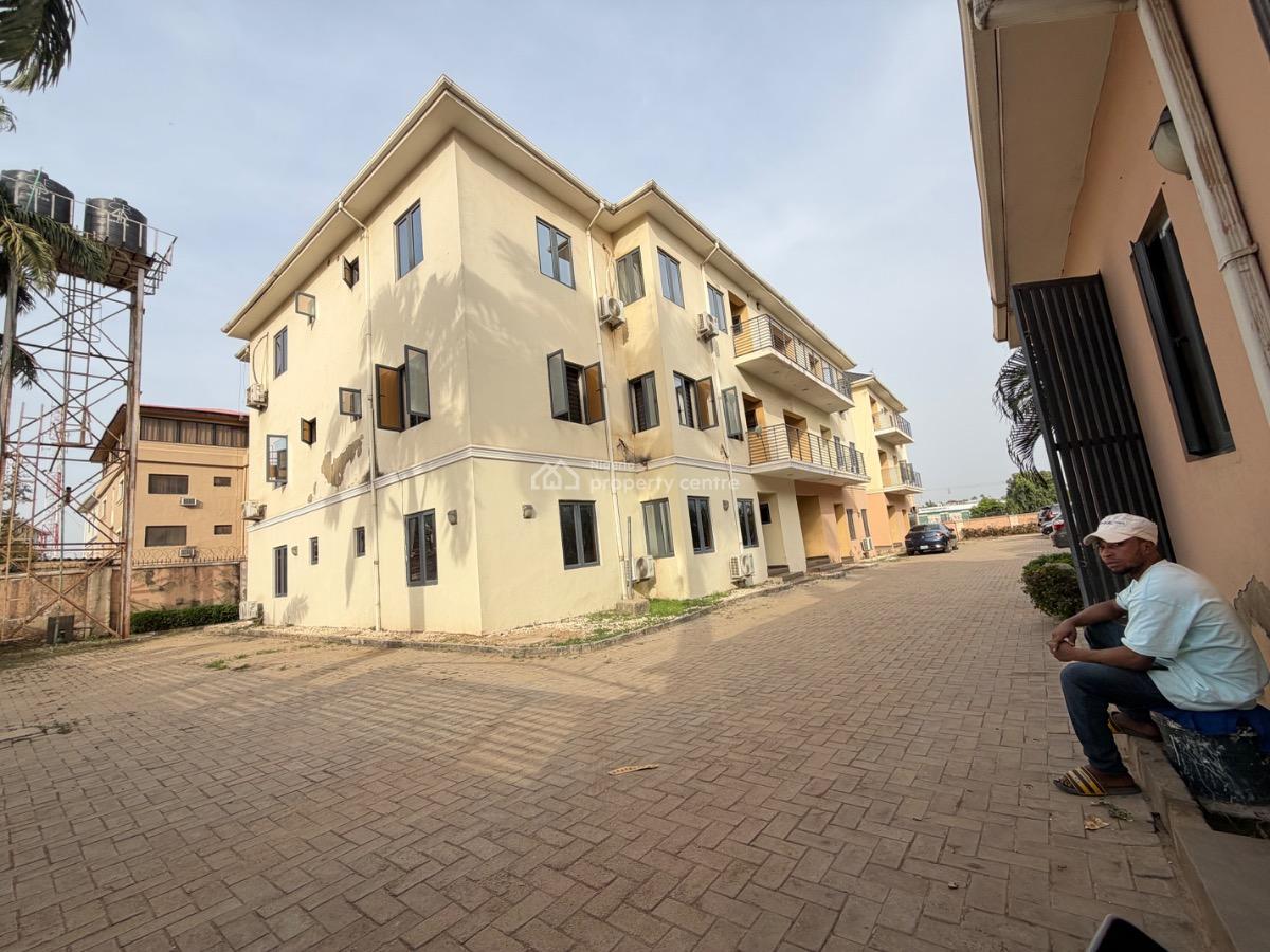 Serviced Two Bedroom Apartment, Garki, Abuja, Flat / Apartment for Rent