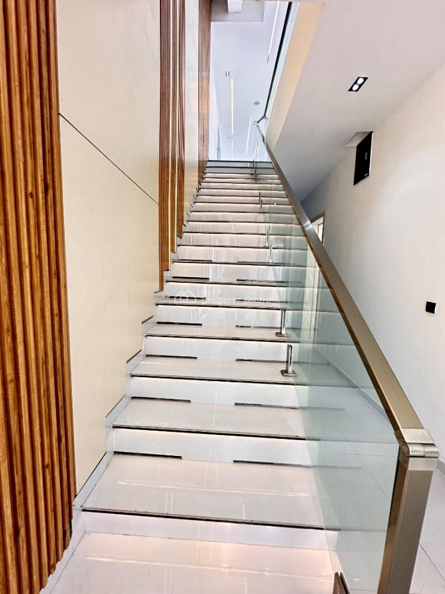 Lovely 6 Bedroom Fully Detached Duplex, Chevron, Lekki, Lagos, Detached Duplex for Sale