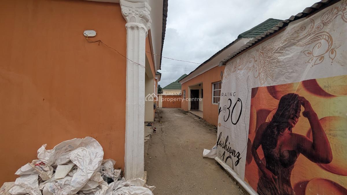 3bedroom with 2room Bq, Apo, Abuja, Detached Bungalow for Sale