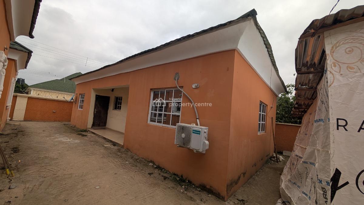 3bedroom with 2room Bq, Apo, Abuja, Detached Bungalow for Sale