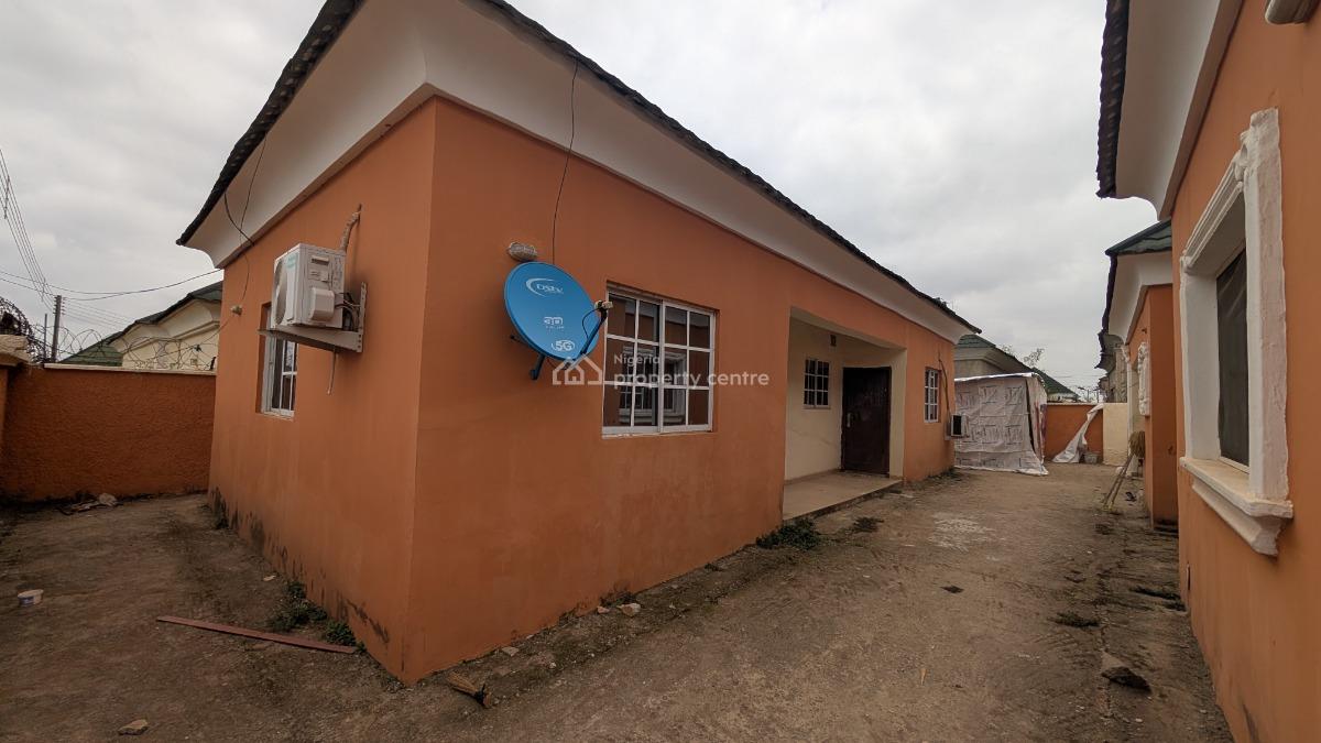 3bedroom with 2room Bq, Apo, Abuja, Detached Bungalow for Sale