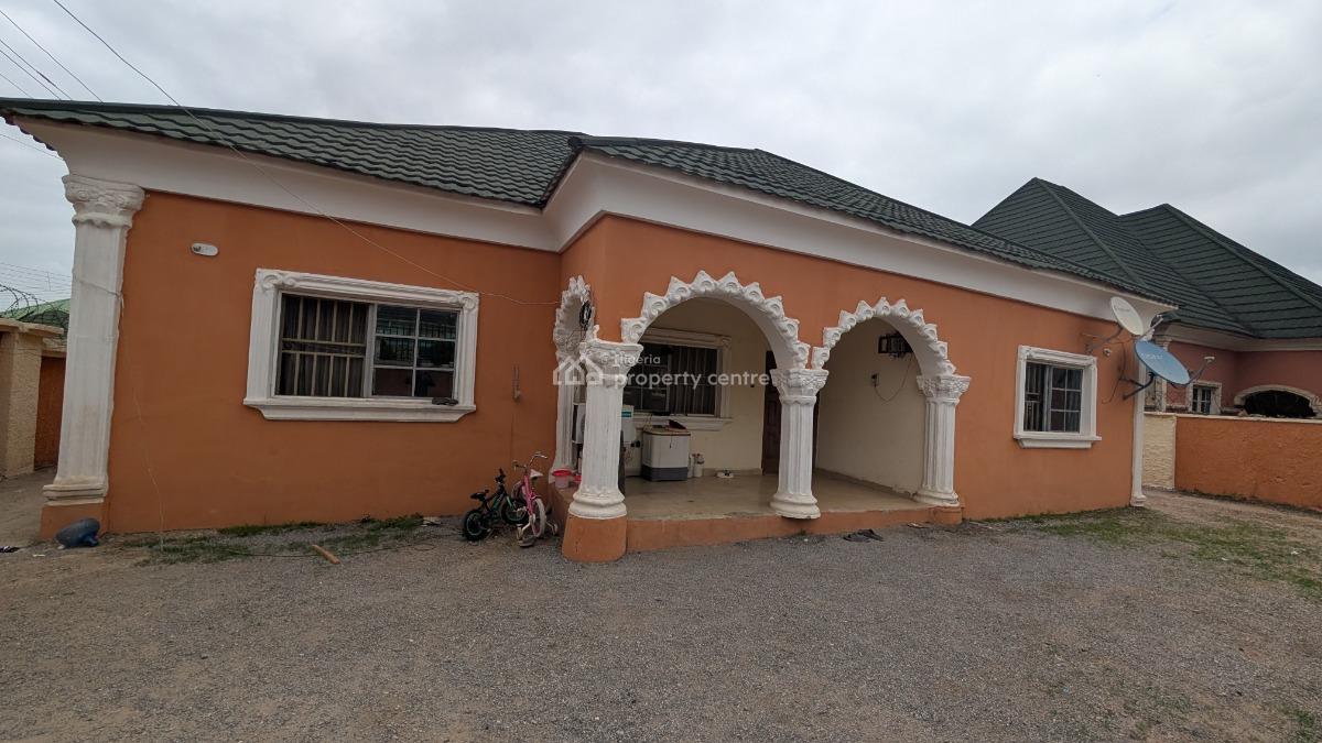 3bedroom with 2room Bq, Apo, Abuja, Detached Bungalow for Sale
