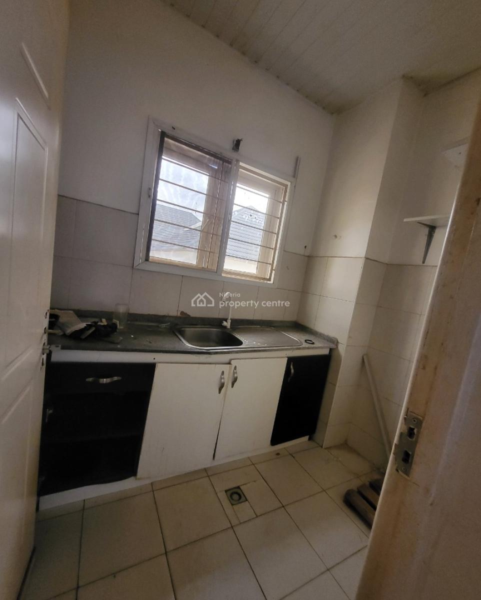 Luxurious Massive Sefcon Apartment, By American International School, Durumi, Abuja, Self Contain (single Rooms) for Rent