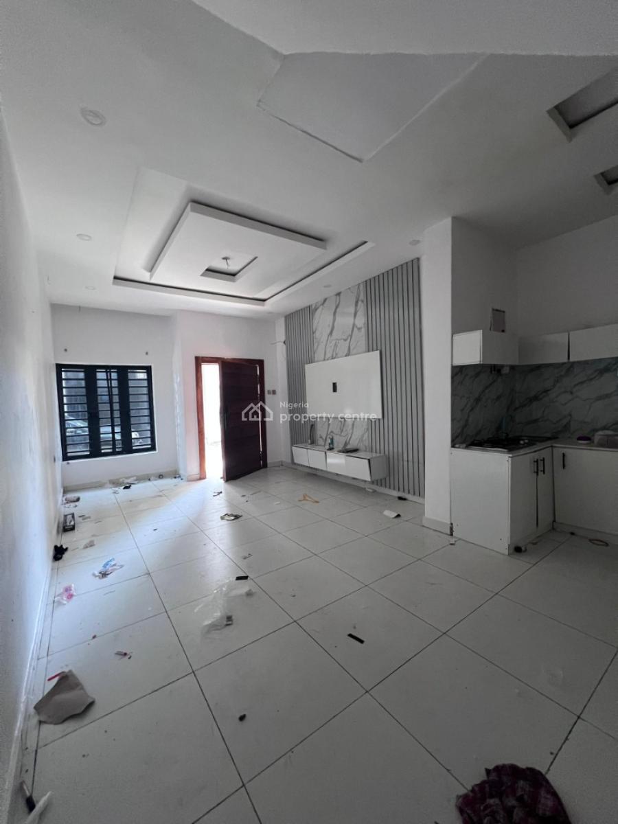 Special Mini Flat Available in an Estate Agungi  Very Secure, Agungi Lekki, Lekki, Lagos, Mini Flat (room and Parlour) for Rent