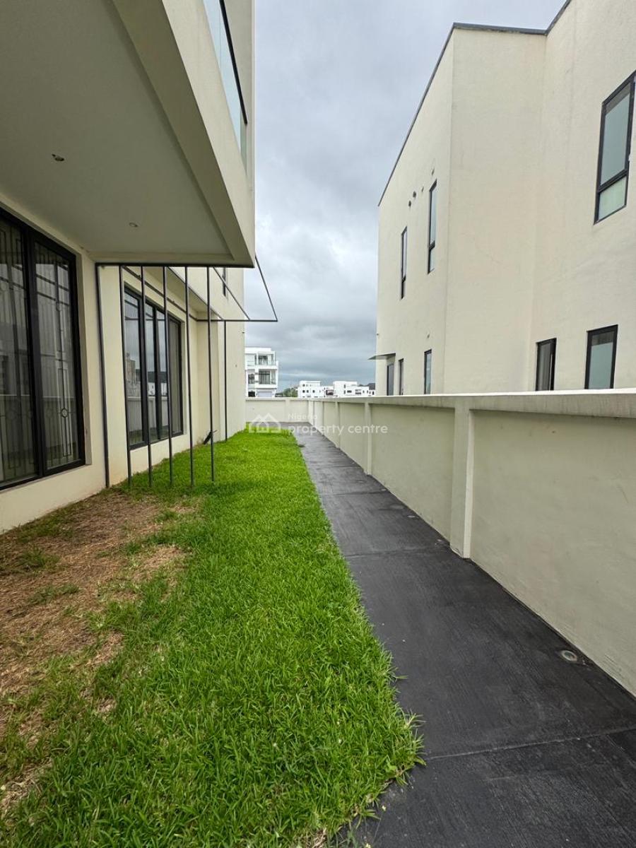 Massive 5 Detached Duplex in a Well Secured Environment, Private Garde, ₦550,000,000 💰| Beside Vgc (prime Lekki Axis)• Unfurnished 5 Bed+bq, Vgc, Lekki, Lagos, Detached Duplex for Sale