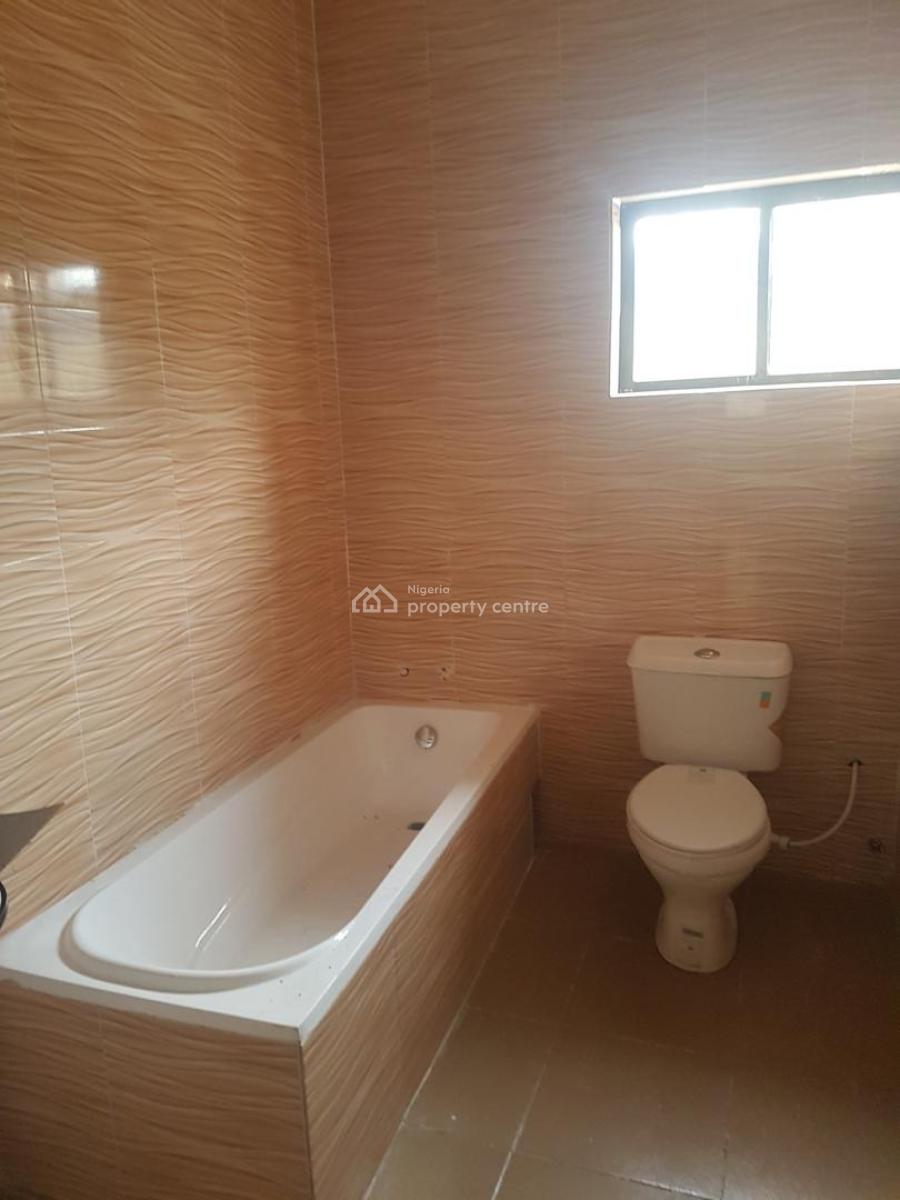 3 Bedroom Apartment, Ologolo, Lekki, Lagos, Flat / Apartment for Rent