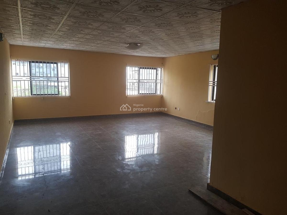 3 Bedroom Apartment, Ologolo, Lekki, Lagos, Flat / Apartment for Rent