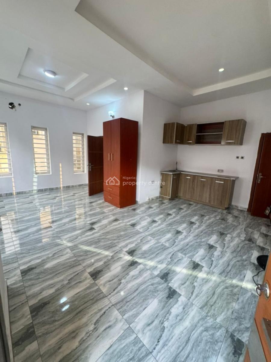 Luxurious Studio Apartment Master Bedroom, Chevron, Lekki, Lagos, Self Contain (single Rooms) for Rent