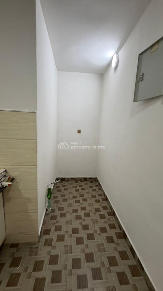 Very Maintained & Spacious 24/7 Power 2bedroom Apartment, By Abraham Adesanya Bus Stop, Ajah, Lagos, Flat / Apartment for Rent