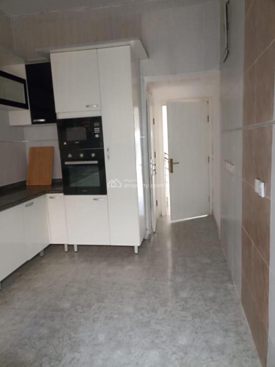 4 Bedrooms, Osapa, Lekki, Lagos, Semi-detached Duplex for Rent