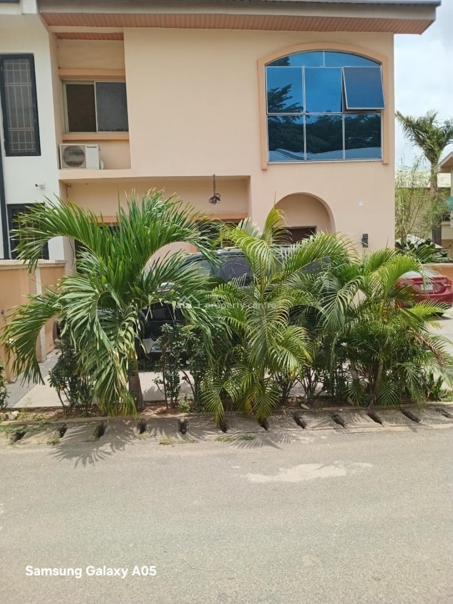 Standard 4-bedroom Semi-detached Duplex, Wuye Main, Wuye, Abuja, Semi-detached Duplex for Sale