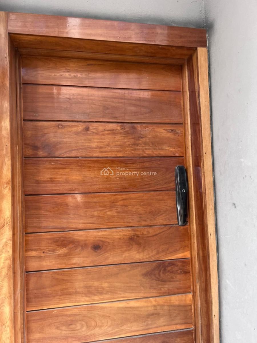 1 Bedroom Apartment, Lakeville Fatai Kudirat Estate,by Dominos Pizza, Agungi, Lekki, Lagos, Mini Flat (room and Parlour) for Rent