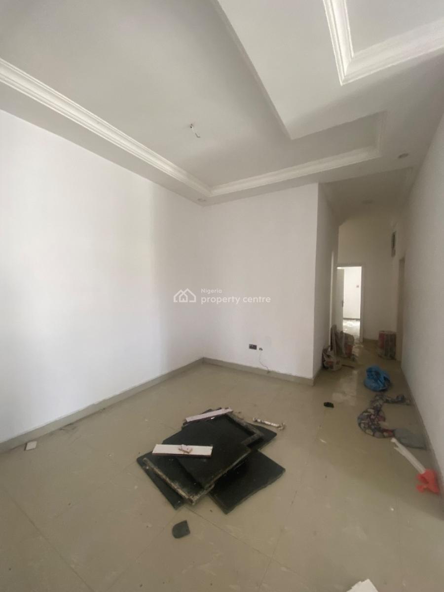 Luxury Spacious 3bed with Personal Staircase and Constant Light in Est, Abraham Adesanya, Ajah, Lagos, Flat / Apartment for Rent