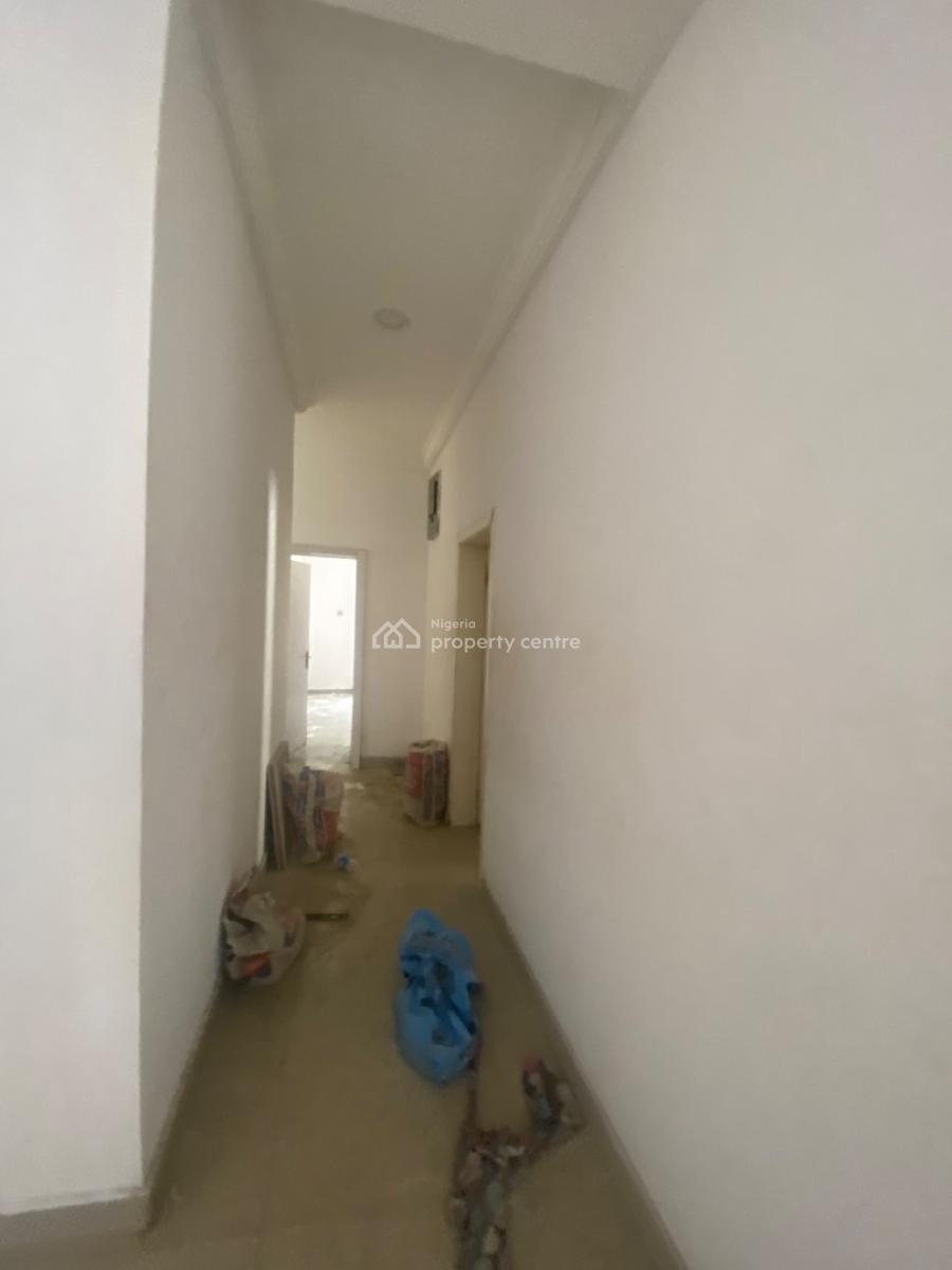 Luxury Spacious 3bed with Personal Staircase and Constant Light in Est, Abraham Adesanya, Ajah, Lagos, Flat / Apartment for Rent