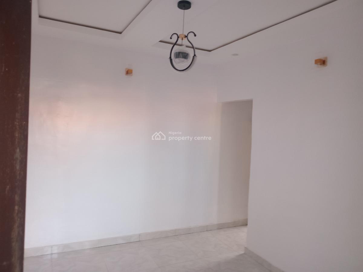 Atlantia Georgia  Mini Flat, Pako Chemist, Akoka, Yaba, Lagos, Mini Flat (room and Parlour) for Rent