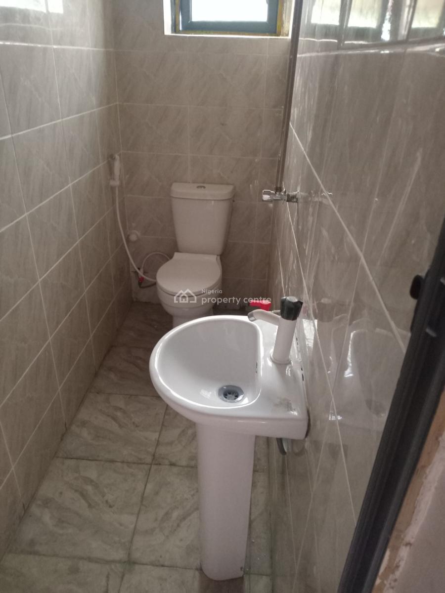 Atlantia Georgia  Mini Flat, Pako Chemist, Akoka, Yaba, Lagos, Mini Flat (room and Parlour) for Rent