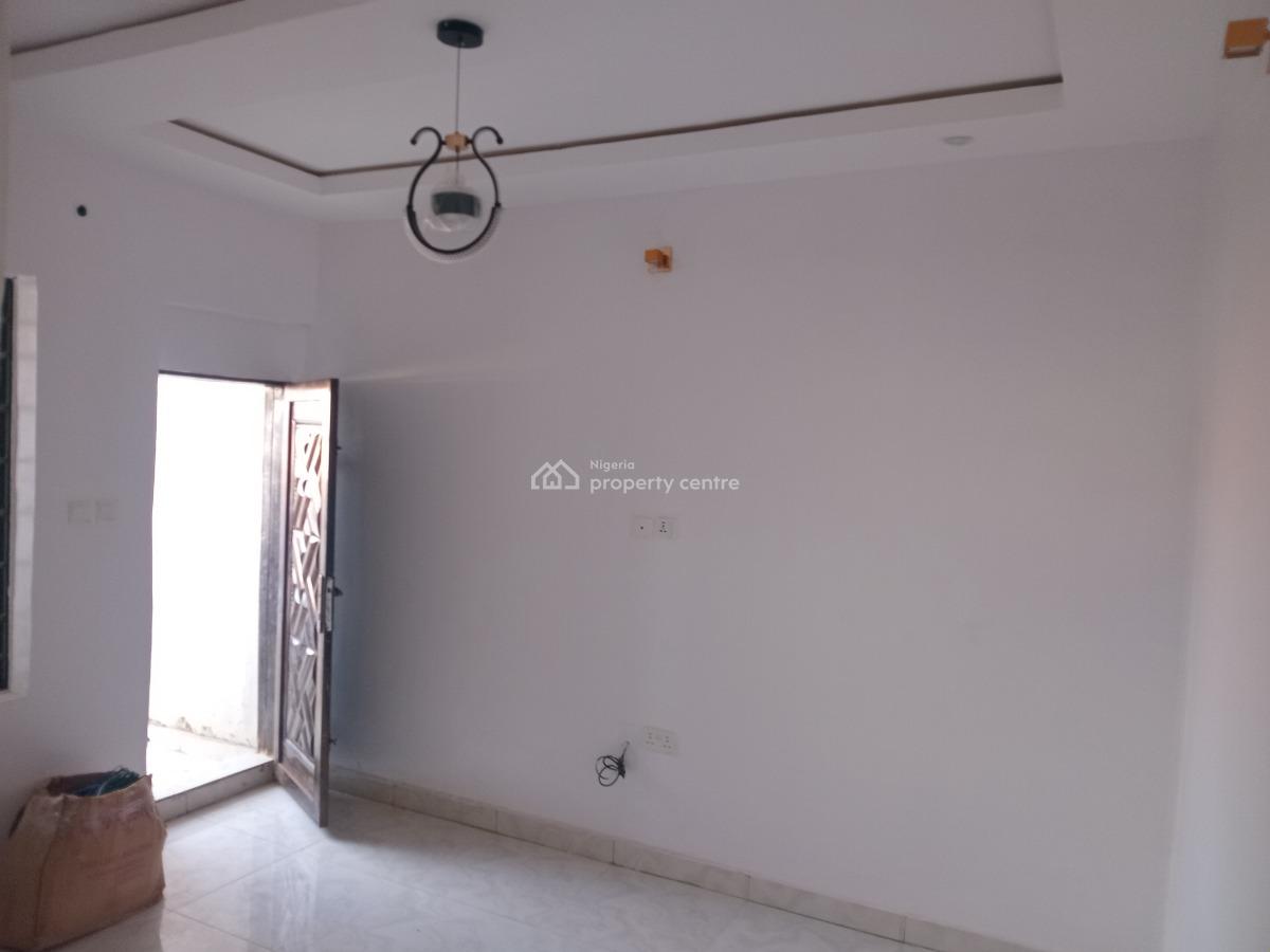 Atlantia Georgia  Mini Flat, Pako Chemist, Akoka, Yaba, Lagos, Mini Flat (room and Parlour) for Rent