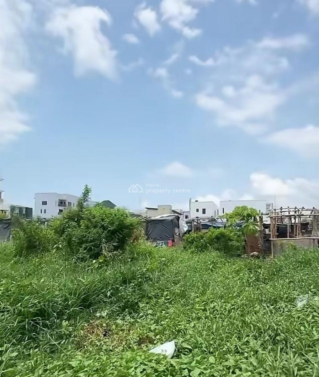 Land Measuring 703sqm, Amore Street Off Freedom Way, Ikate, Lekki, Lagos, Residential Land for Sale