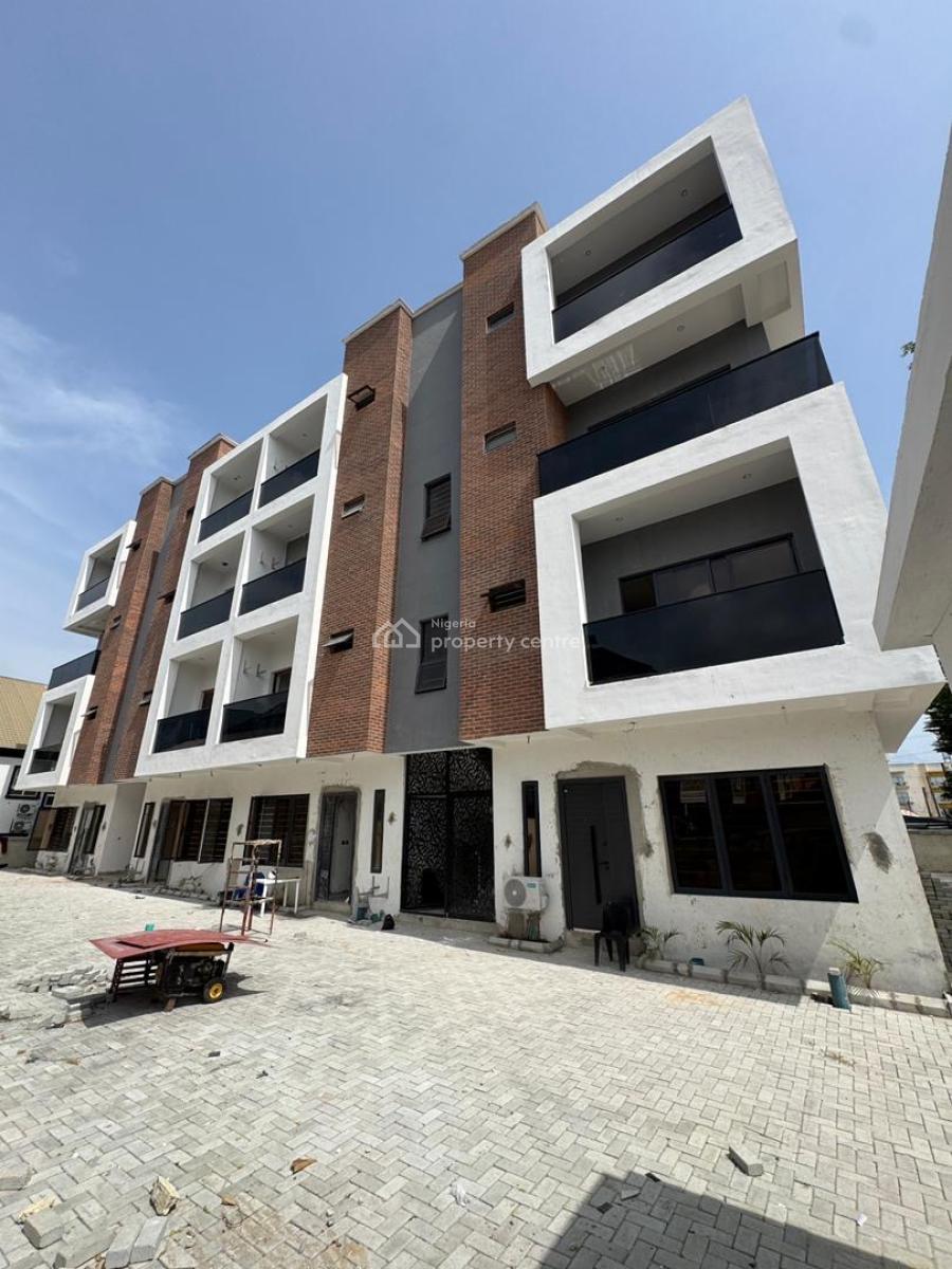 Spacious 3  Bedroom Maisonette  Duplex with a Bq, Lekki Phase 1, Lekki, Lagos, Detached Duplex for Sale