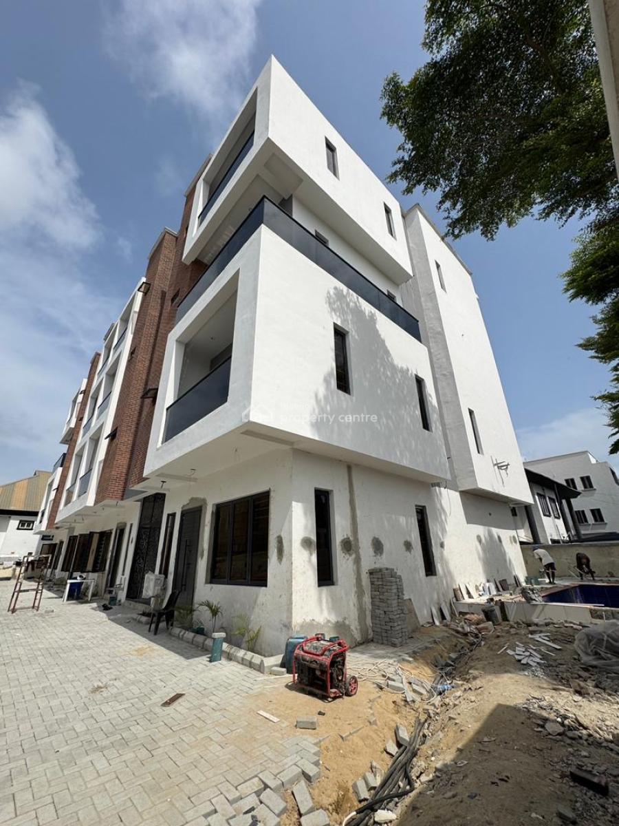 Spacious 3  Bedroom Maisonette  Duplex with a Bq, Lekki Phase 1, Lekki, Lagos, Detached Duplex for Sale