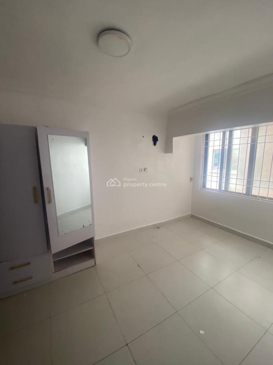 Serviced Upstairs Mini Flat at Ikate { Video}, Spar Road Ikate, Ikate, Lekki, Lagos, Mini Flat (room and Parlour) for Rent