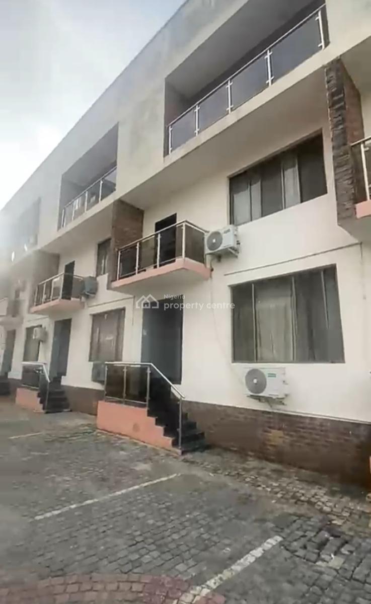 Serviced Upstairs Mini Flat at Ikate { Video}, Spar Road Ikate, Ikate, Lekki, Lagos, Mini Flat (room and Parlour) for Rent