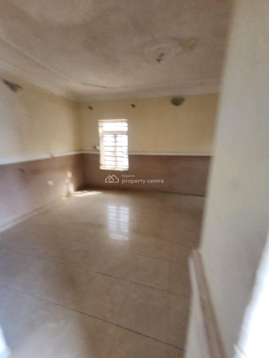 Nice Self Contain. Ground Floor  Tarred Rd, By Wuye Mkt, Wuye, Abuja, House for Rent