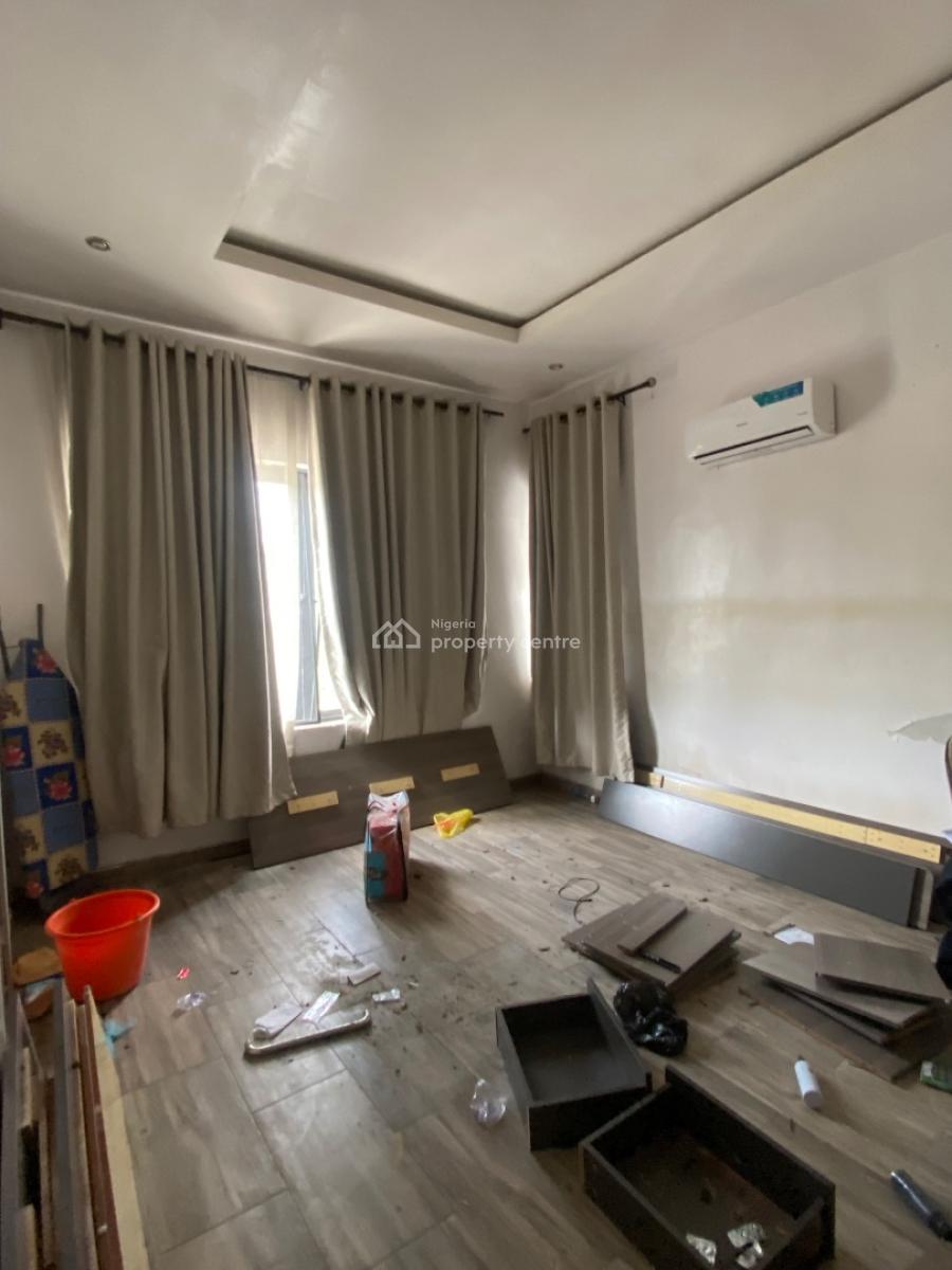 Just One Left ! Luxury Spacious 2bedroom, Chevron , , 5hrs Light Daily at Night , Inverter /solar Allowed, Lekki, Lagos, Flat / Apartment for Rent