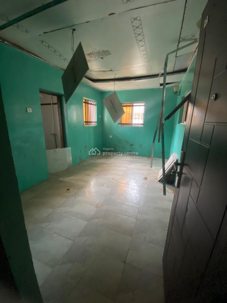 Standard Miniflat, Ilupeju, Lagos, Mini Flat (room and Parlour) for Rent