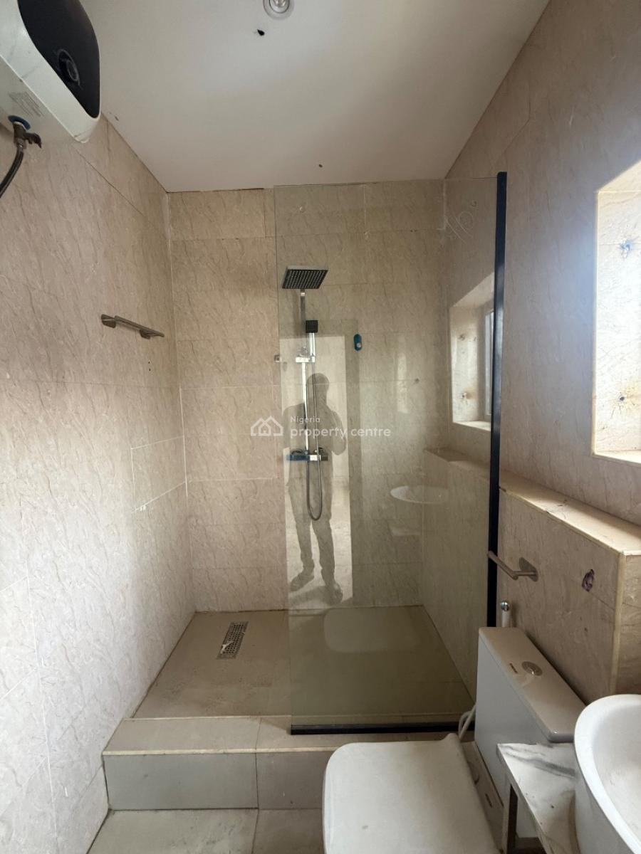 3bedroom Terrace with Rooftop and 2bedroom Bq in Mabushi Abuja, Mabushi, Mabushi, Abuja, Terraced Duplex for Sale