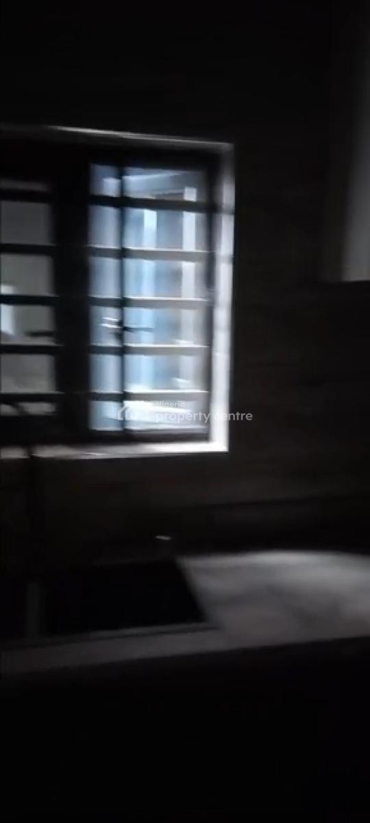 4bedroom Semi Detached Duplex, Onipetesi, Mangoro, Ikeja, Lagos, Semi-detached Duplex for Rent