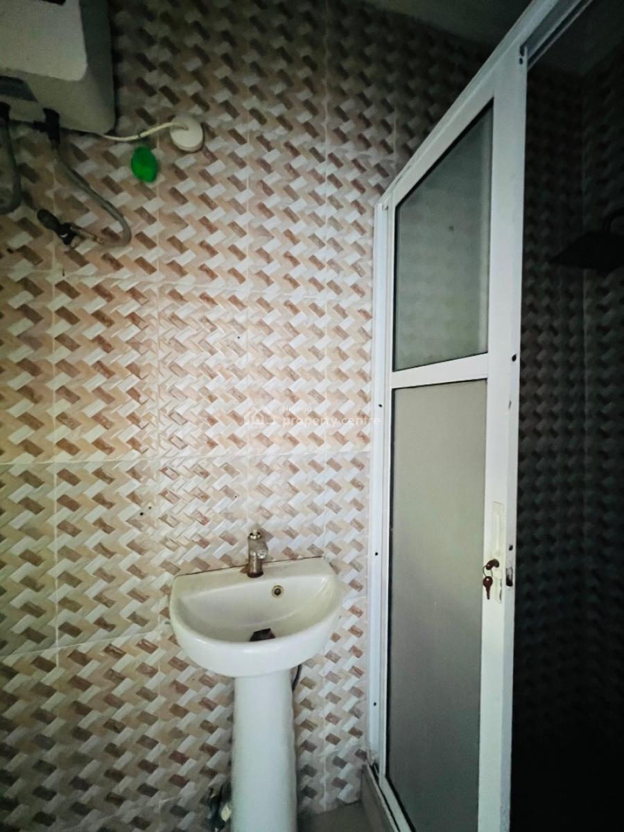 Well Built 2bedroom Apartments, Ikota, Lekki, Lagos, Flat / Apartment for Rent
