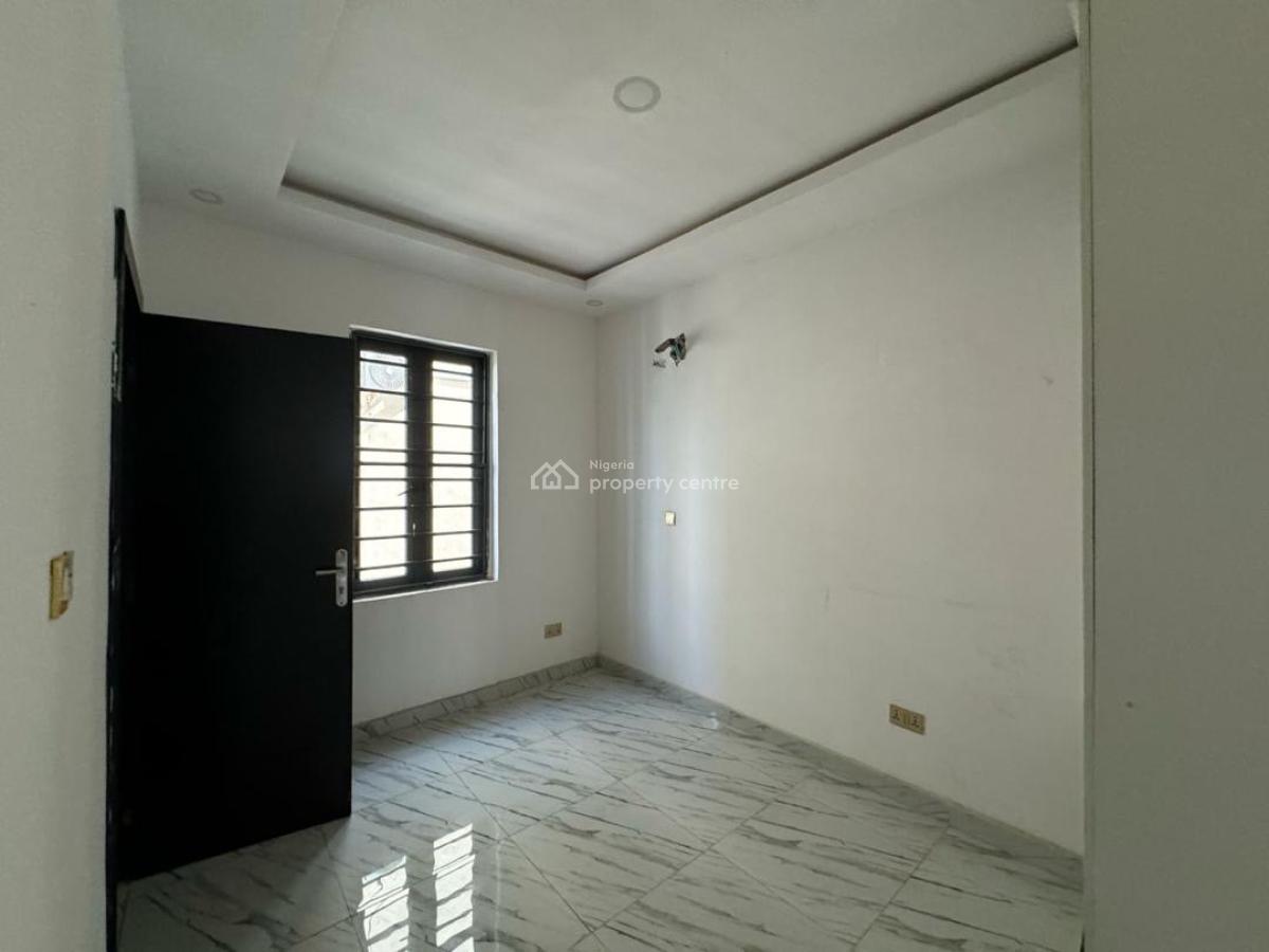 Standard 4 Bedroom Terrace Duplex, Ilasan, Lekki, Lagos, Terraced Duplex for Sale